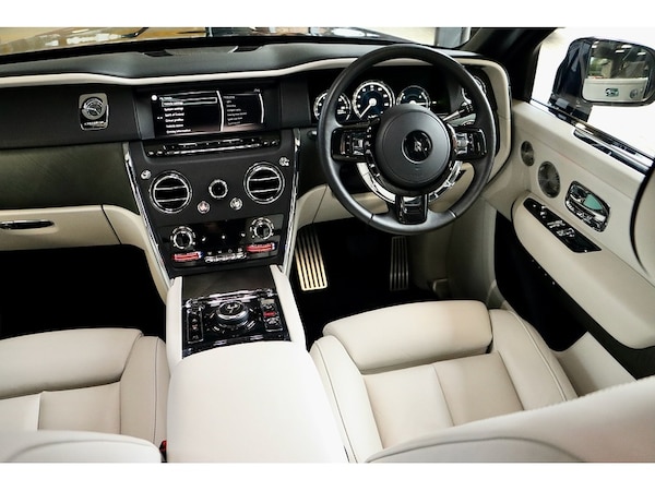 Used Rolls-Royce Cullinan 2019 for sale - 76340051: Photo 15