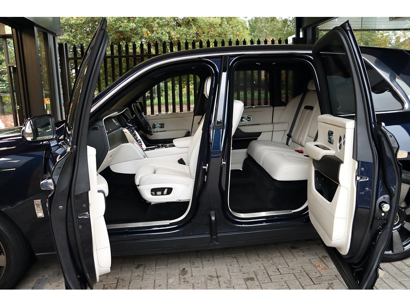 Used Rolls-Royce Cullinan 2019 for sale - 76340051: Photo 17