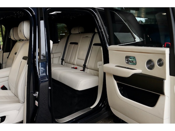 Used Rolls-Royce Cullinan 2019 for sale - 76340051: Photo 21