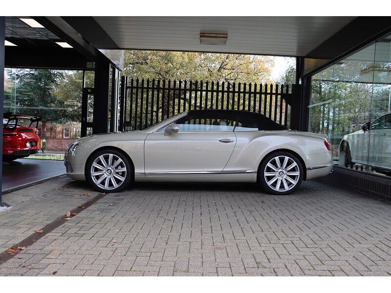 Used Bentley Continental 2012 for sale - 76618259: Photo 2