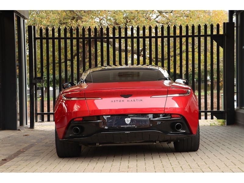 Used Aston Martin DB11 2021 for sale - 76618256: Photo 10