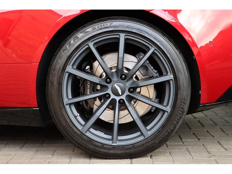 Used Aston Martin DB11 2021 for sale - 76618256: Photo 25