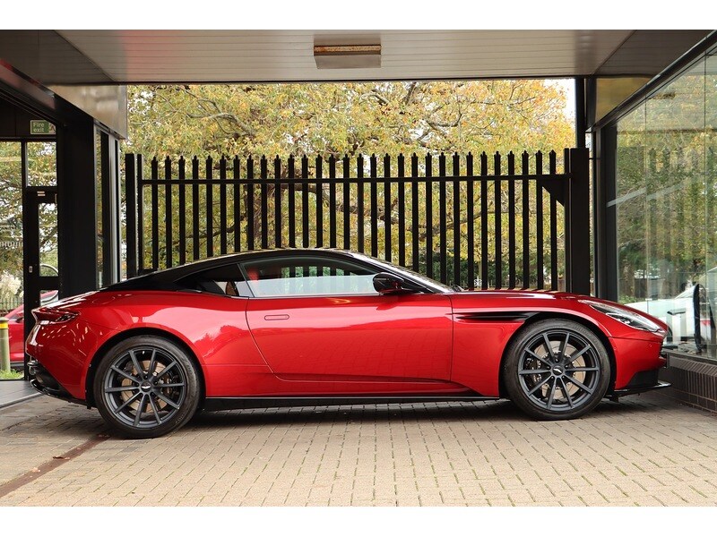 Used Aston Martin DB11 2021 for sale - 76618256: Photo 3