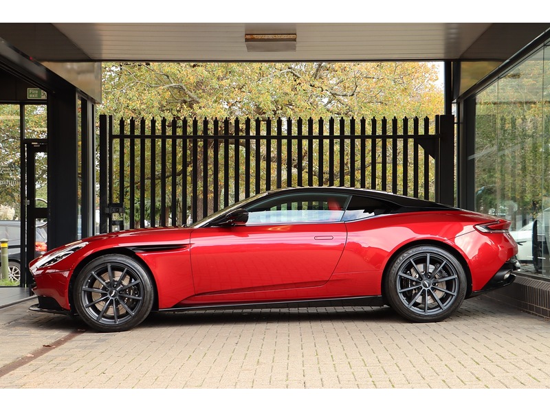 Used Aston Martin DB11 2021 for sale - 76618256: Photo 4