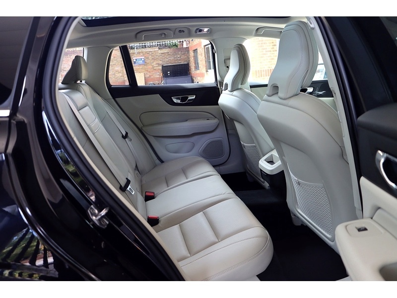 Used Volvo V60 2020 for sale - 76340067: Photo 17