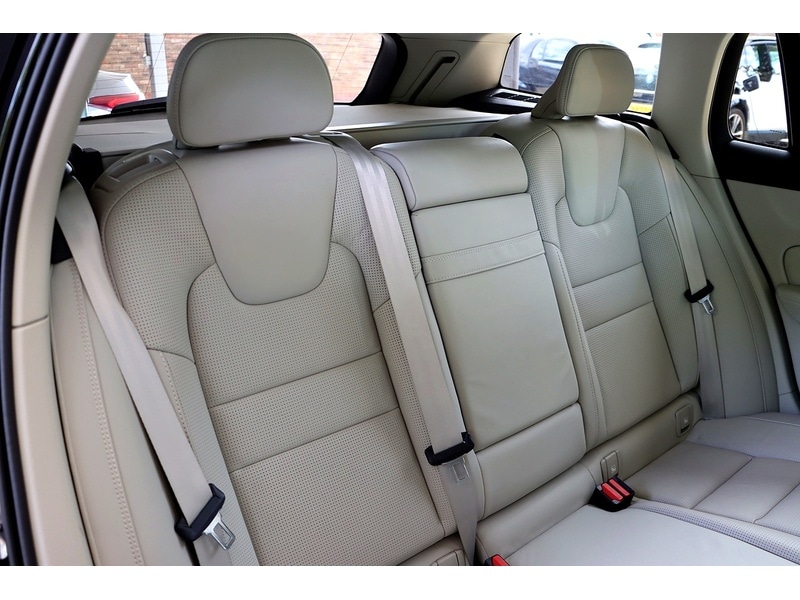 Used Volvo V60 2020 for sale - 76340067: Photo 18