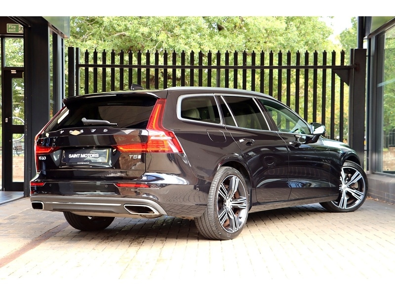 Used Volvo V60 2020 for sale - 76340067: Photo 8