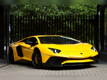 Used Lamborghini Aventador 2016 for sale - 79068801: Photo