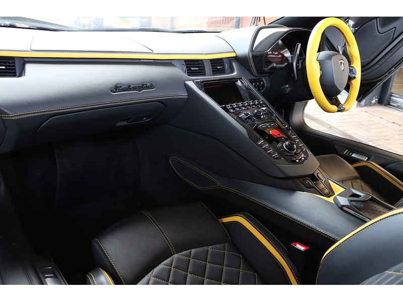 Used Lamborghini Aventador 2018 for sale - 77482177: Photo 24