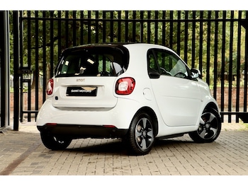 Used smart fortwo 2021 for sale - 76340064: Photo