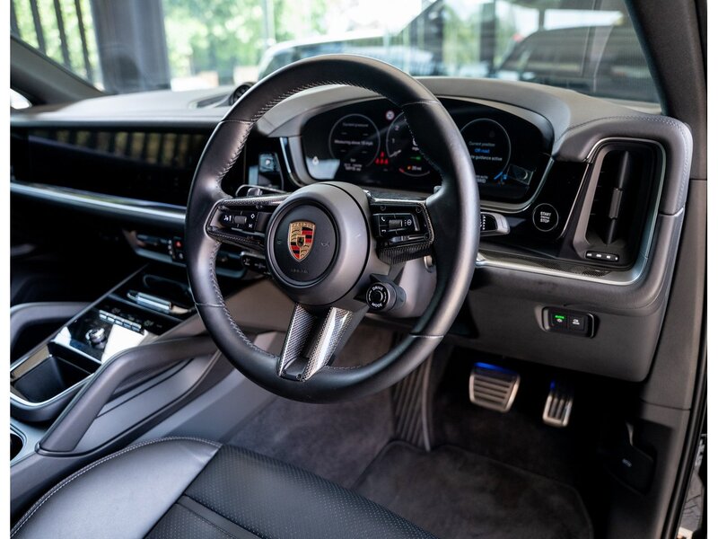Used Porsche Cayenne 2025 for sale - 76340061: Photo 19