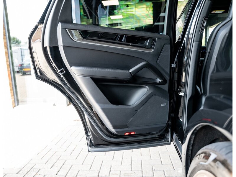 Used Porsche Cayenne 2025 for sale - 76340061: Photo 43