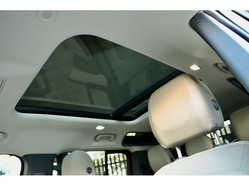 Used Land Rover Defender 2020 for sale - 76712135: Photo 8