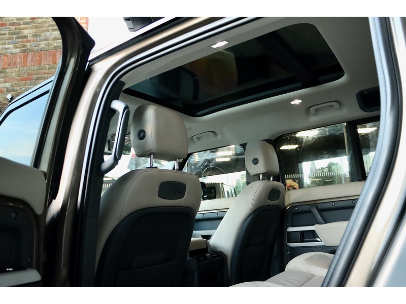 Used Land Rover Defender 2020 for sale - 76712135: Photo 9