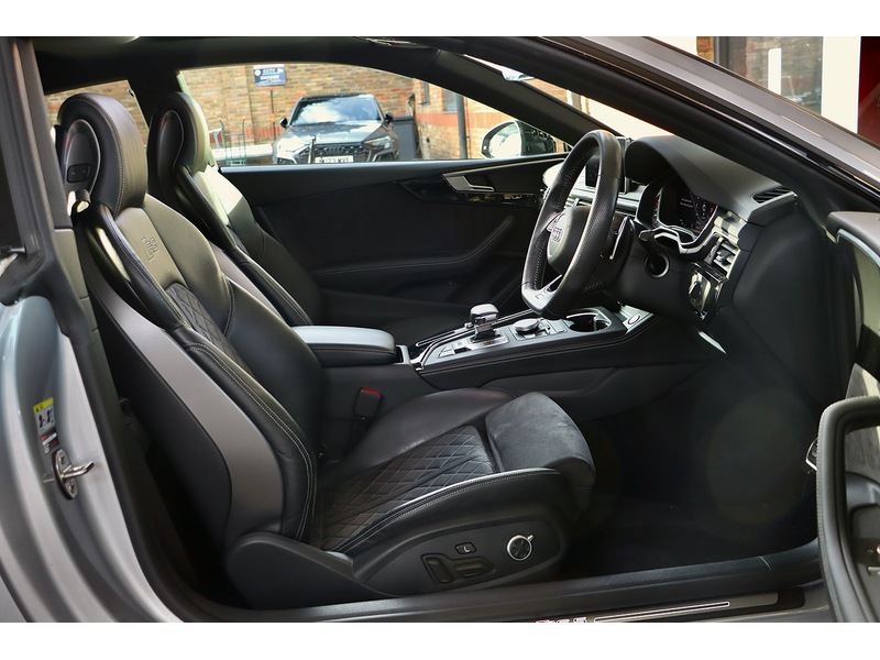 Used Audi RS5 2019 for sale - 76784358: Photo 21