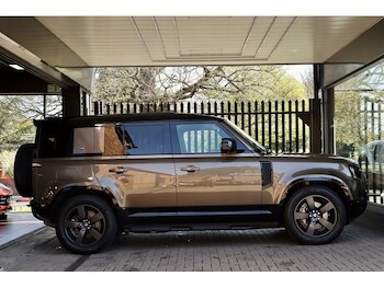 Used Land Rover Defender 110 2021 for sale - 78713082: Photo