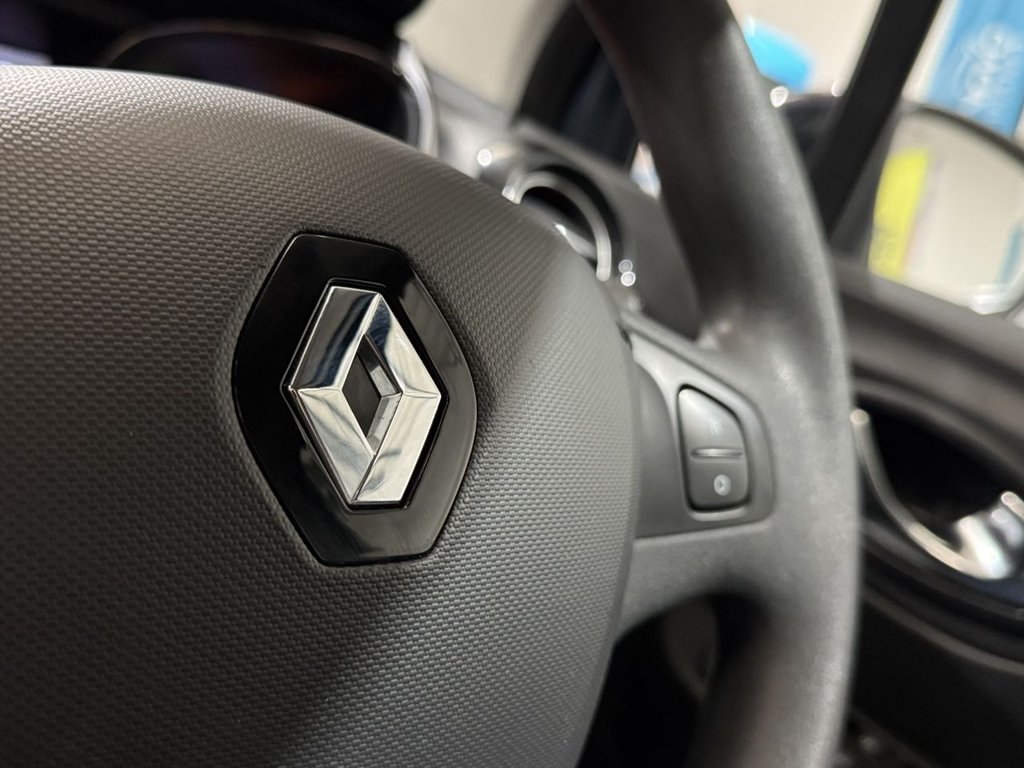 Used Renault Captur 2016 for sale - 76333876: Photo 16