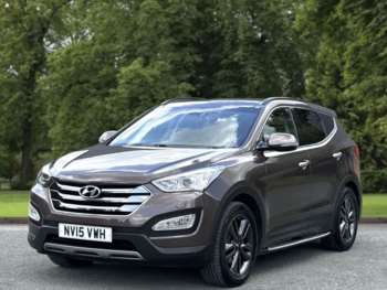 Used Hyundai Santa Fe 2015 for sale - 74953602: Photo