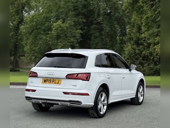 Used Audi Q5 2019 for sale - 75340992: Photo