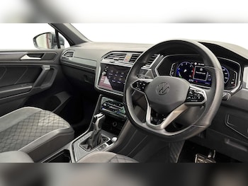 Used Volkswagen Tiguan 2023 for sale - 78769032: Photo