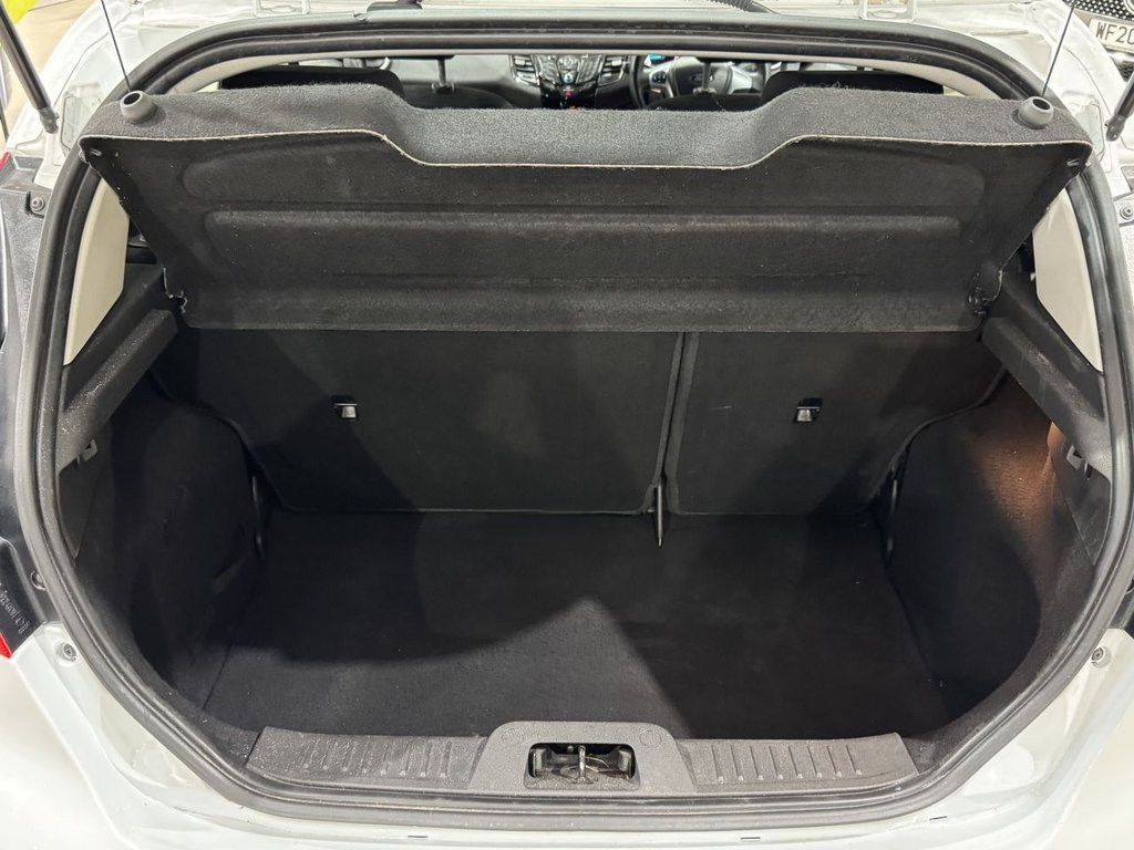 Used Ford Fiesta 2017 for sale - 76642421: Photo 25