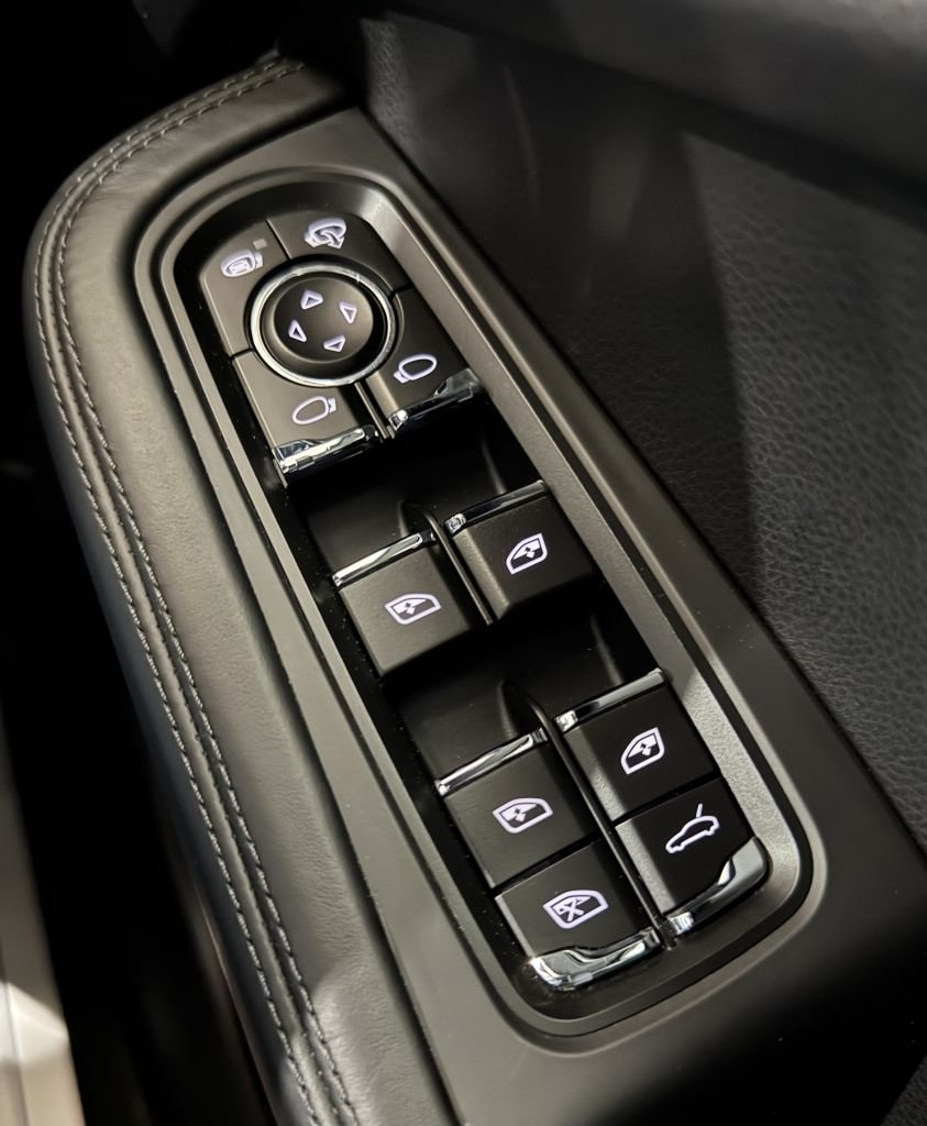 Used Porsche Macan 2019 for sale - 76686541: Photo 16