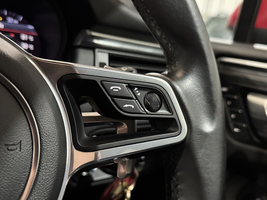 Used Porsche Macan 2019 for sale - 76686541: Photo 19