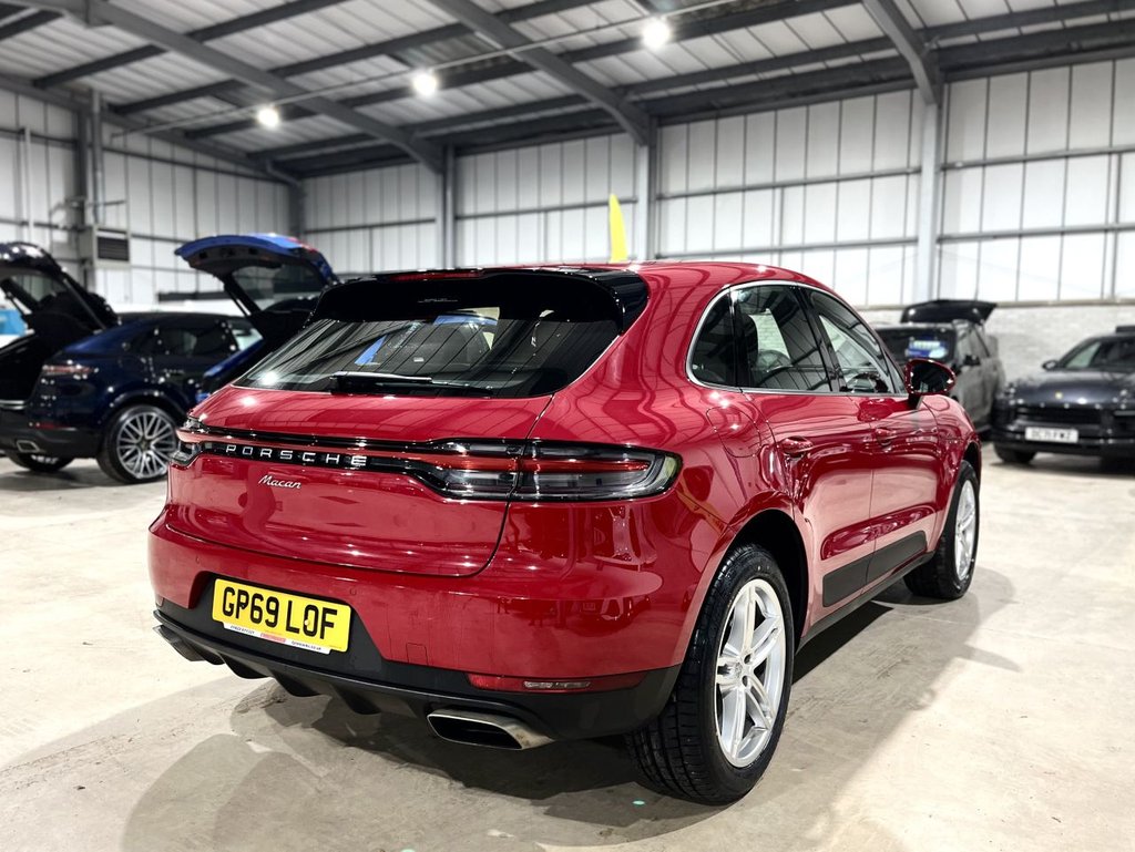 Used Porsche Macan 2019 for sale - 76686541: Photo 4