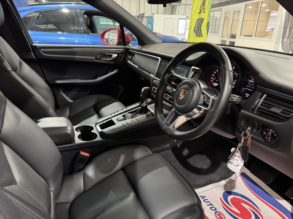 Used Porsche Macan 2019 for sale - 76686541: Photo 9