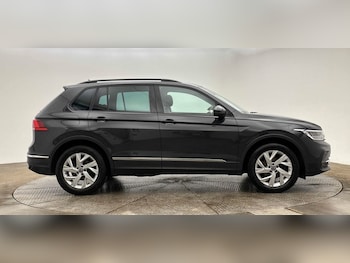 Used Volkswagen Tiguan 2022 for sale - 79238124: Photo