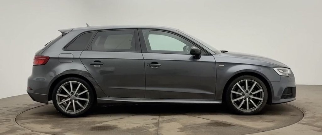 Used Audi A3 2017 for sale - 77394539: Photo 2