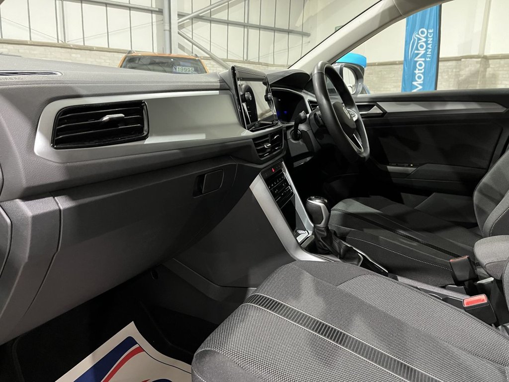 Used Volkswagen T-Roc 2025 for sale - 76304269: Photo 13