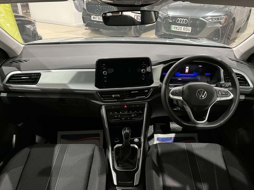 Used Volkswagen T-Roc 2025 for sale - 76304269: Photo 14