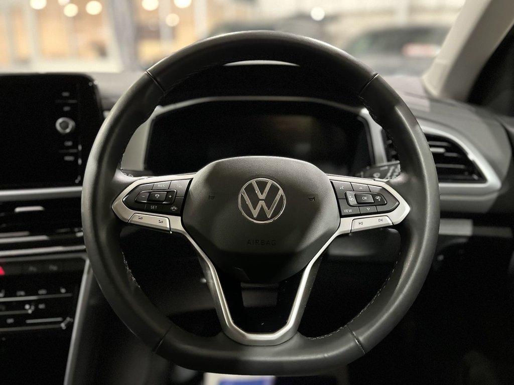 Used Volkswagen T-Roc 2025 for sale - 76304269: Photo 16