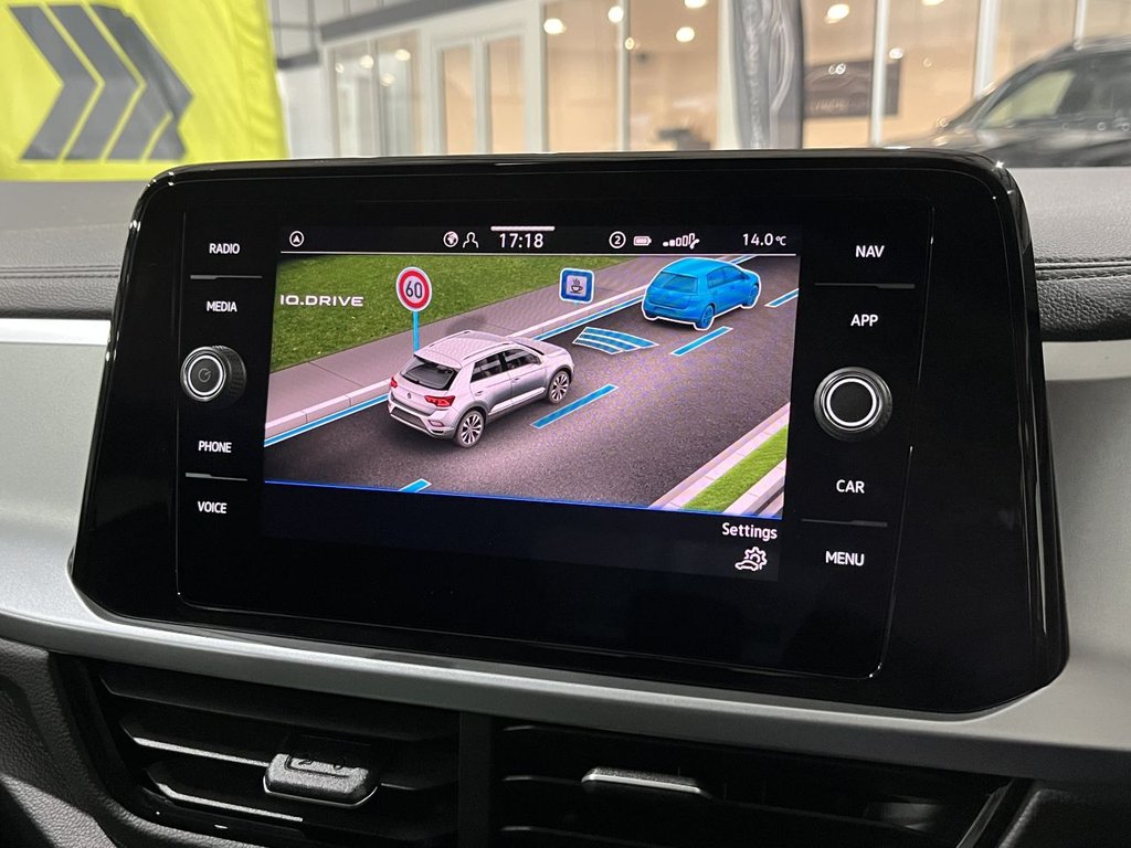 Used Volkswagen T-Roc 2025 for sale - 76304269: Photo 26