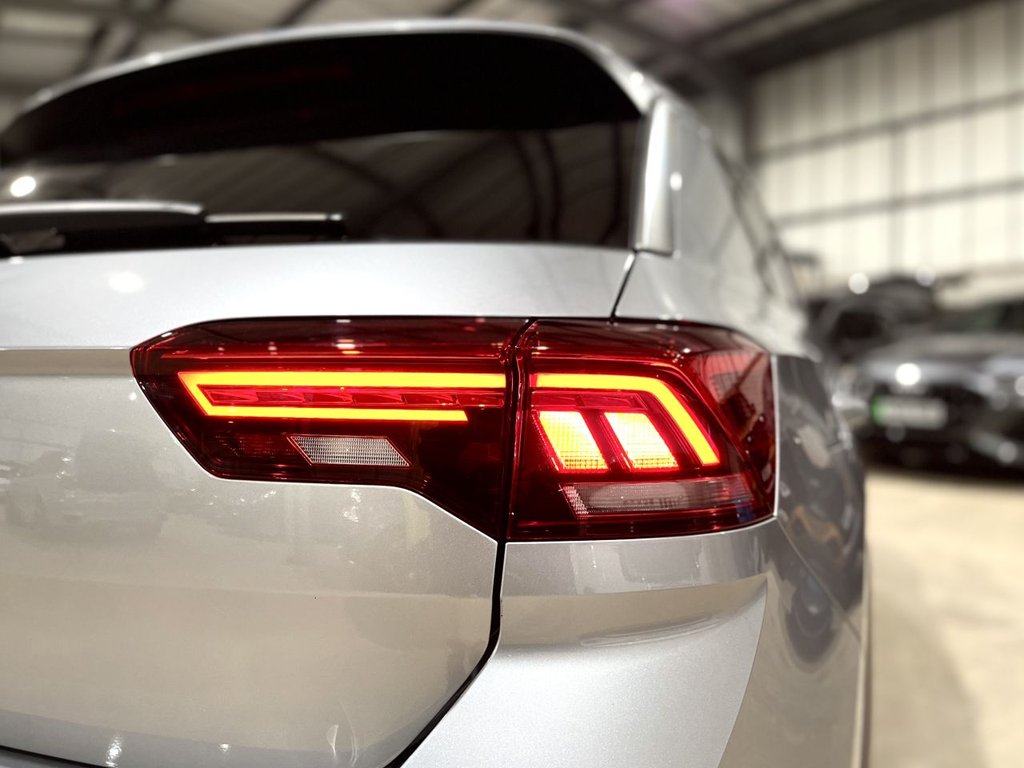 Used Volkswagen T-Roc 2025 for sale - 76304269: Photo 9