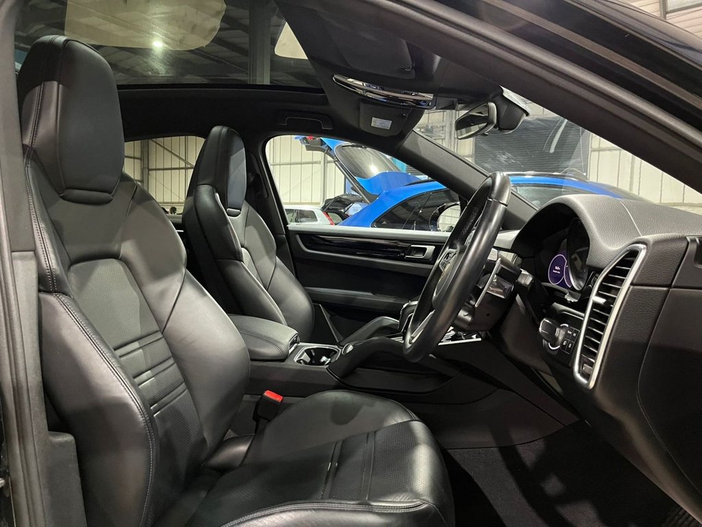 Used Porsche Cayenne 2022 for sale - 76570303: Photo 11