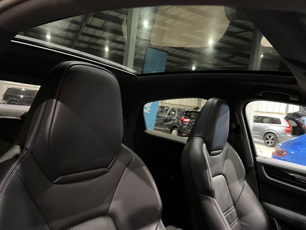 Used Porsche Cayenne 2022 for sale - 76570303: Photo 12