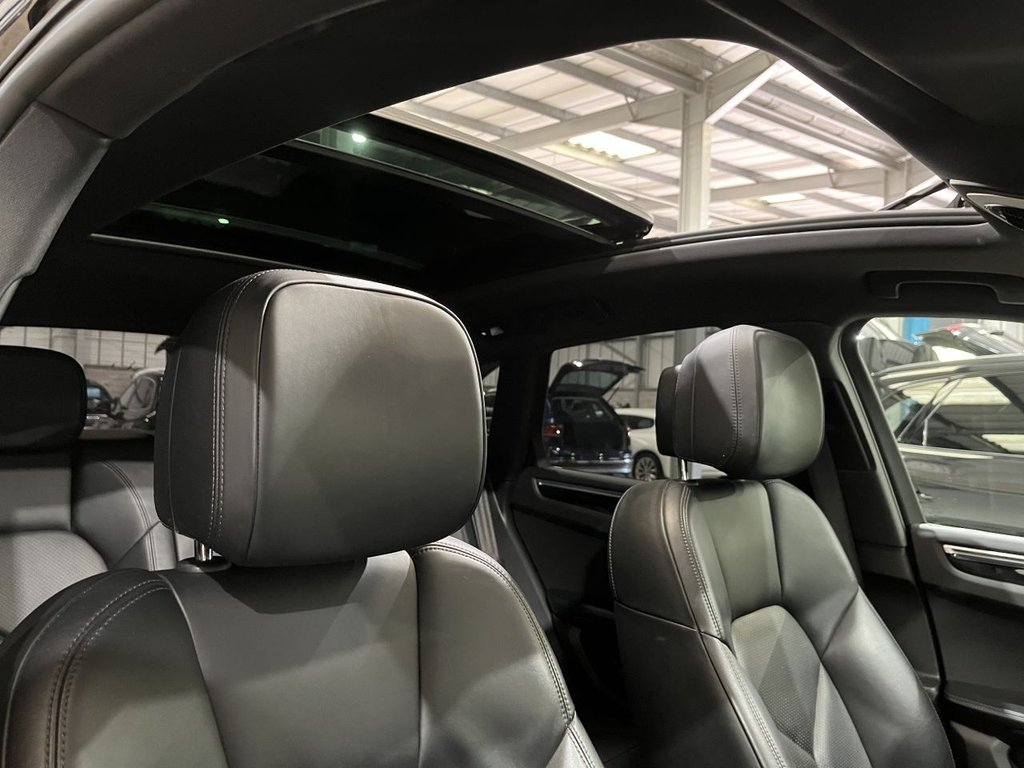 Used Porsche Macan 2016 for sale - 78082671: Photo 11