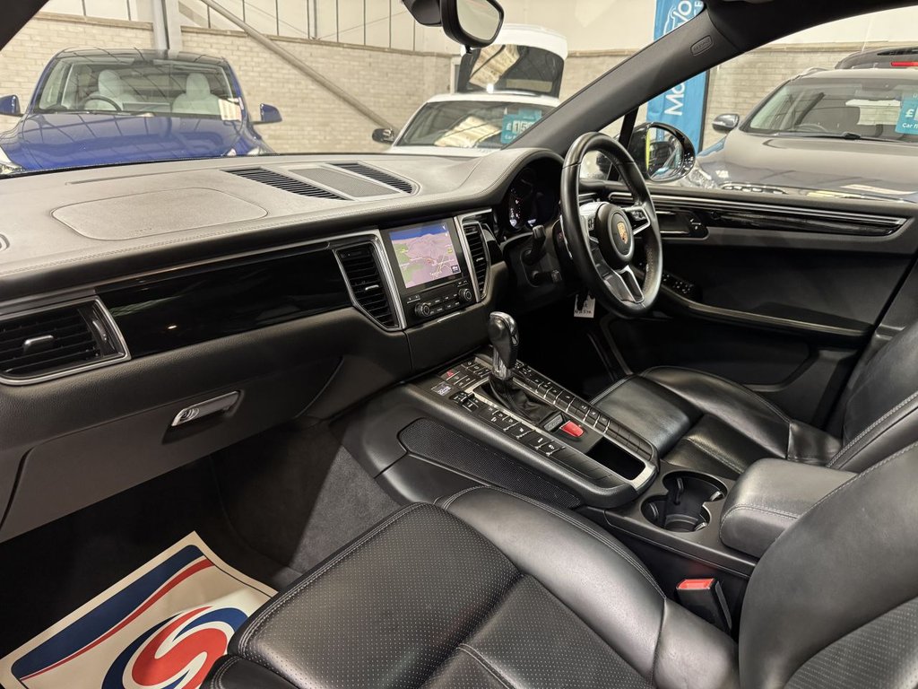 Used Porsche Macan 2016 for sale - 78082671: Photo 13