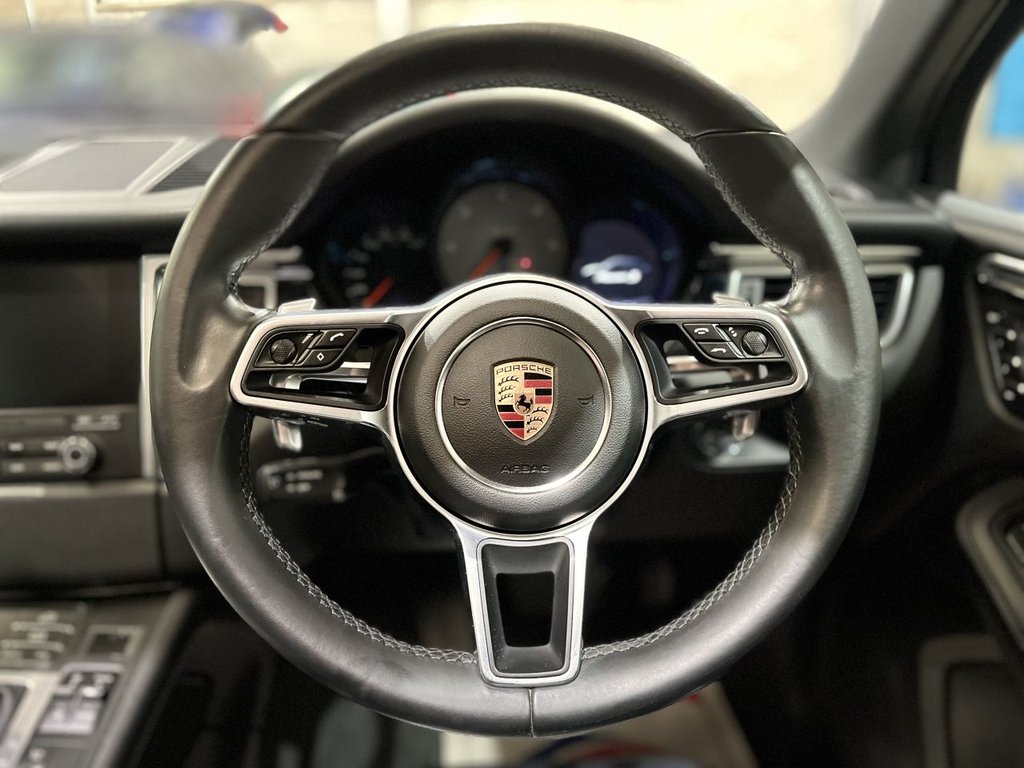 Used Porsche Macan 2016 for sale - 78082671: Photo 18