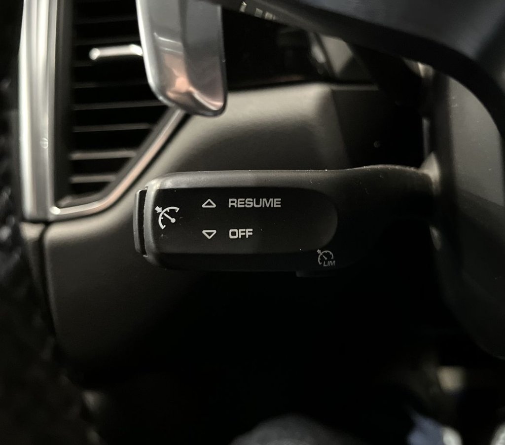 Used Porsche Macan 2016 for sale - 78082671: Photo 24