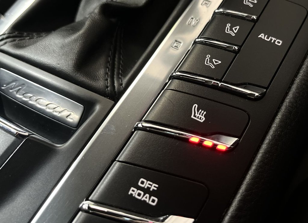 Used Porsche Macan 2016 for sale - 78082671: Photo 36