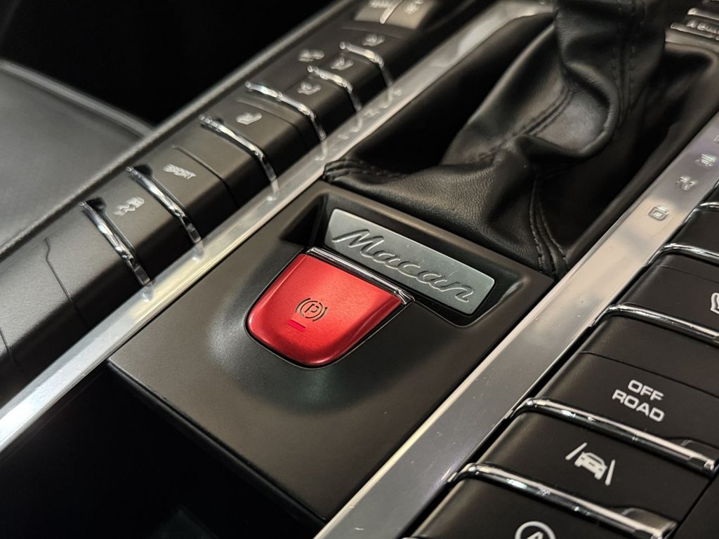 Used Porsche Macan 2016 for sale - 78082671: Photo 37