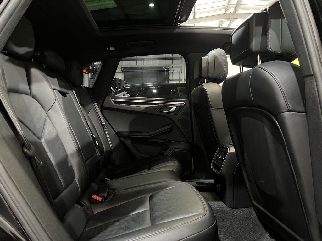 Used Porsche Macan 2016 for sale - 78082671: Photo 39