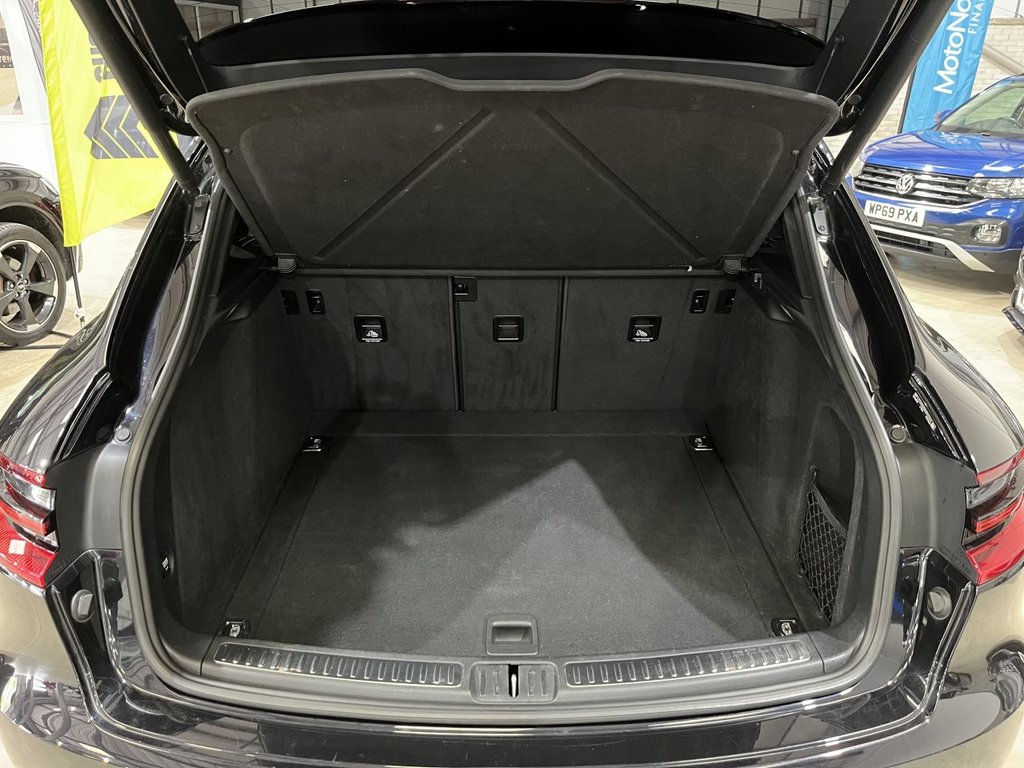 Used Porsche Macan 2016 for sale - 78082671: Photo 40