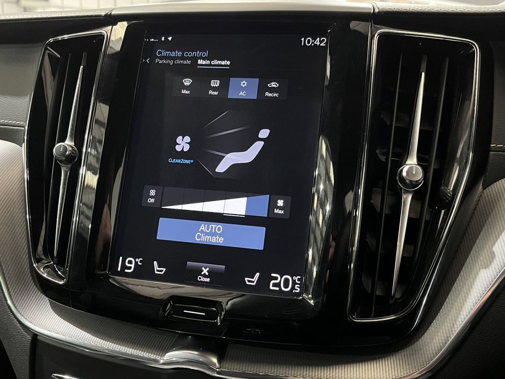 Used Volvo XC60 2019 for sale - 78030611: Photo 35