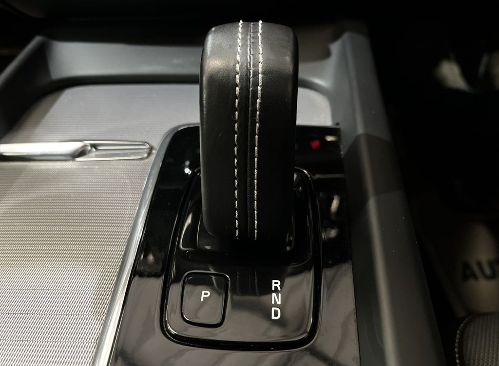 Used Volvo XC60 2019 for sale - 78030611: Photo 39