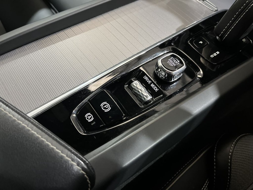 Used Volvo XC60 2019 for sale - 78030611: Photo 40