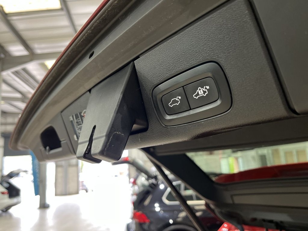 Used Volvo XC60 2019 for sale - 78030611: Photo 46